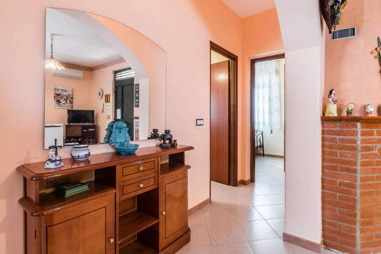 Red House Near The Sandy Beach, Parking & Wi-Fi Avola 0*,