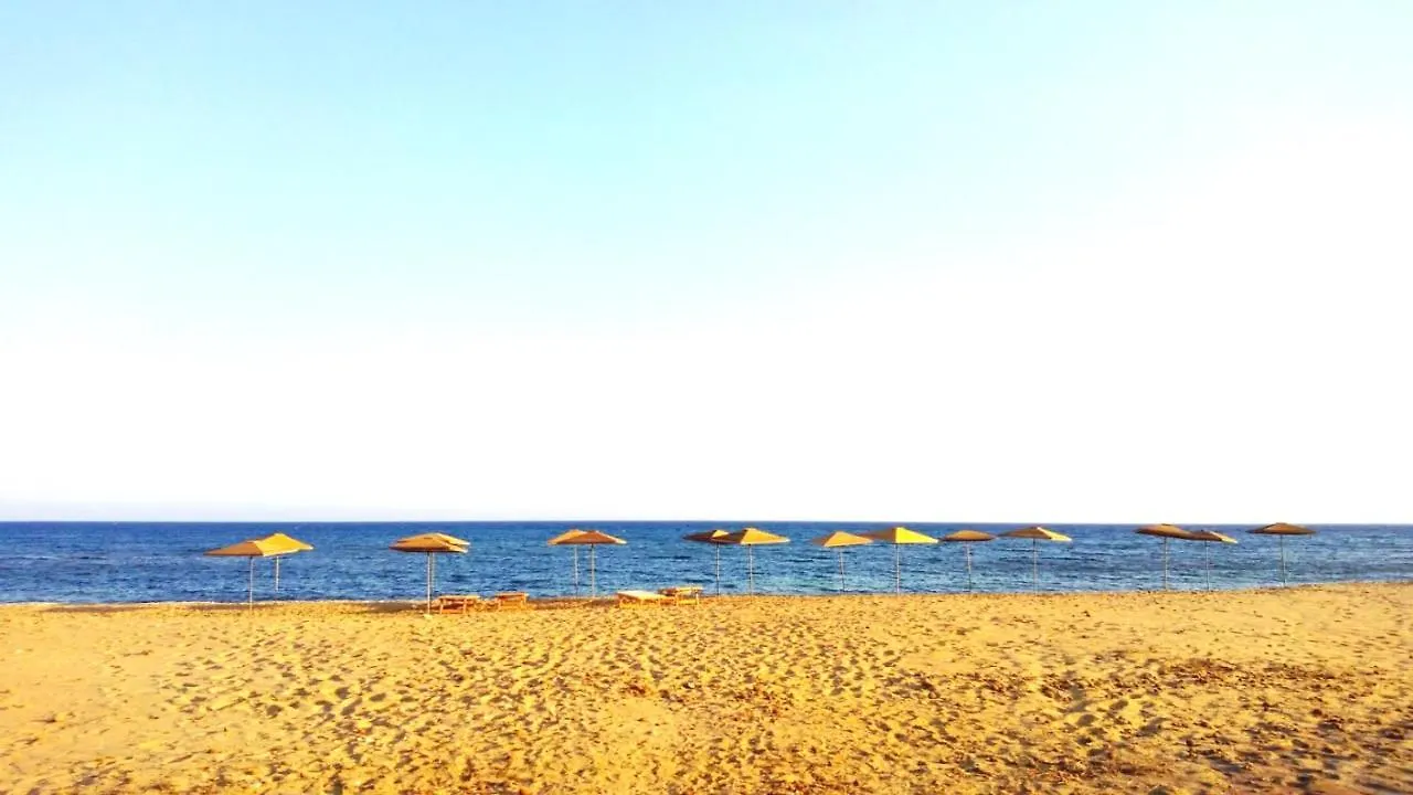 Red House Near The Sandy Beach, Parking & Wi-Fi Avola Holiday home
