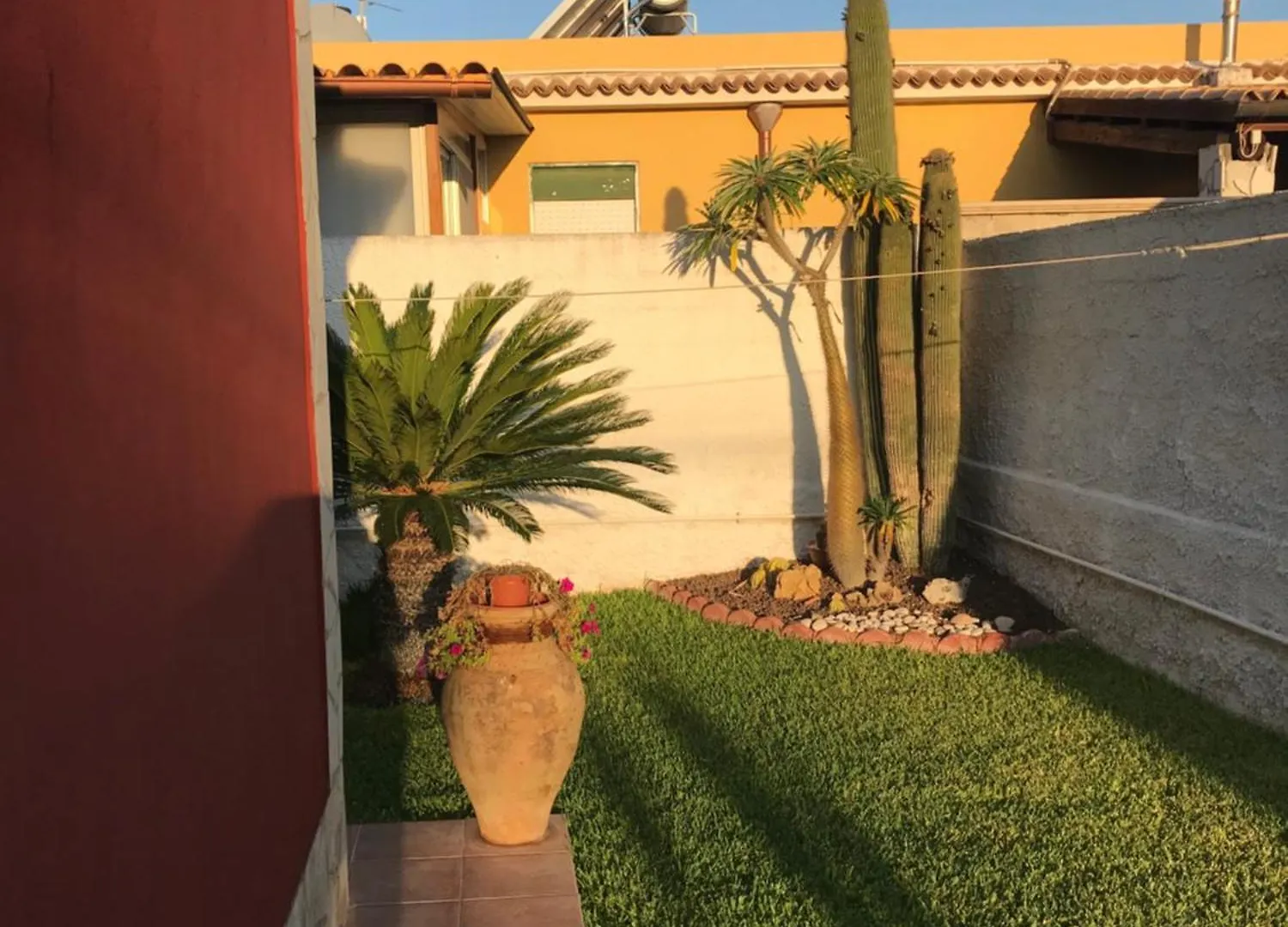 Red House Near The Sandy Beach, Parking & Wi-Fi Avola 0*,