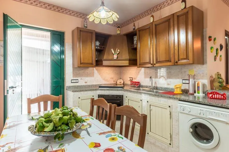 Red House Near The Sandy Beach, Parking & Wi-Fi Avola 0*,  Italy