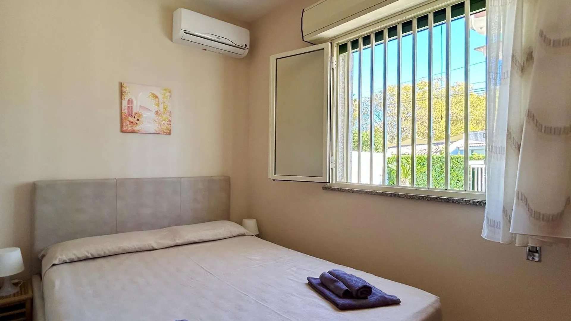 Holiday home Red House Near The Sandy Beach, Parking & Wi-Fi Avola